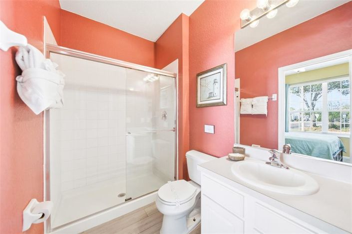 Image No.14-3 Bed Townhouse for sale