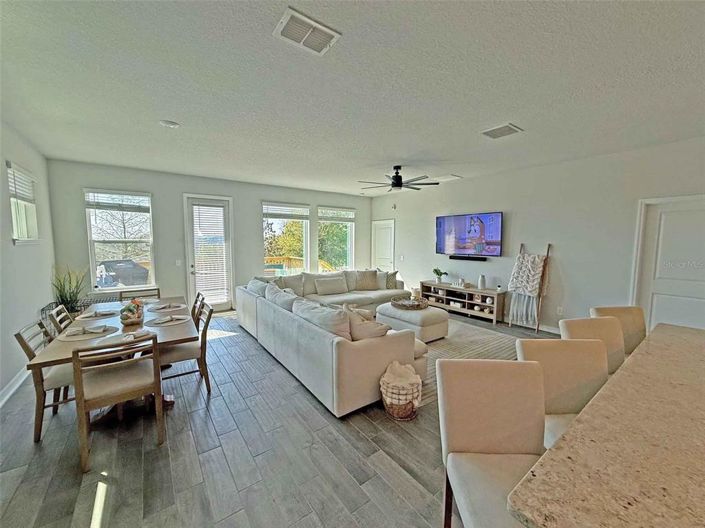 Image No.7-3 Bed House for sale