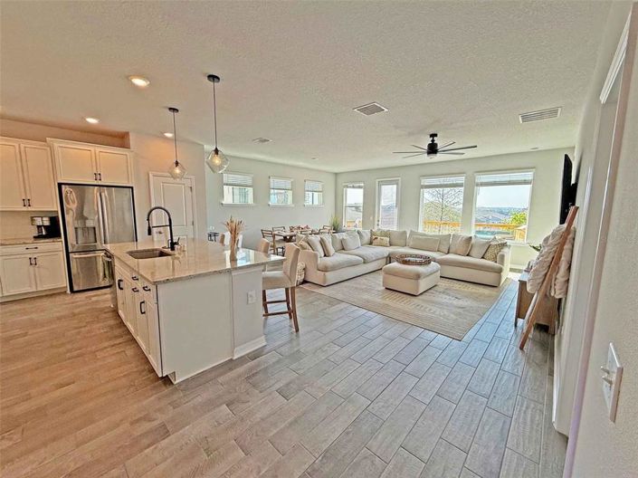 Image No.8-3 Bed House for sale