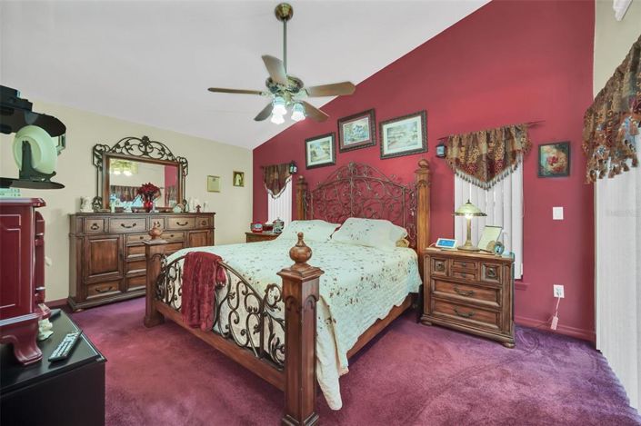 Image No.26-4 Bed House for sale