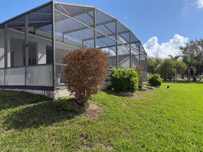 Image No.21-3 Bed House for sale