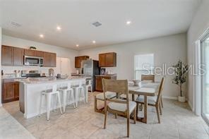 Image No.8-4 Bed House for sale