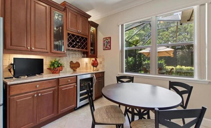 Image No.28-3 Bed House for sale