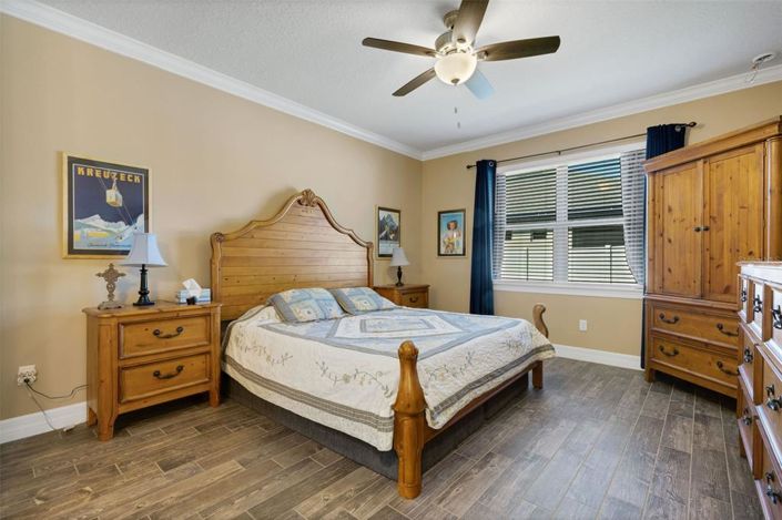 Image No.26-3 Bed House for sale