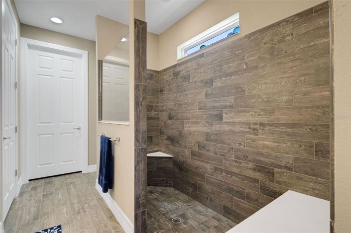 Image No.31-3 Bed House for sale