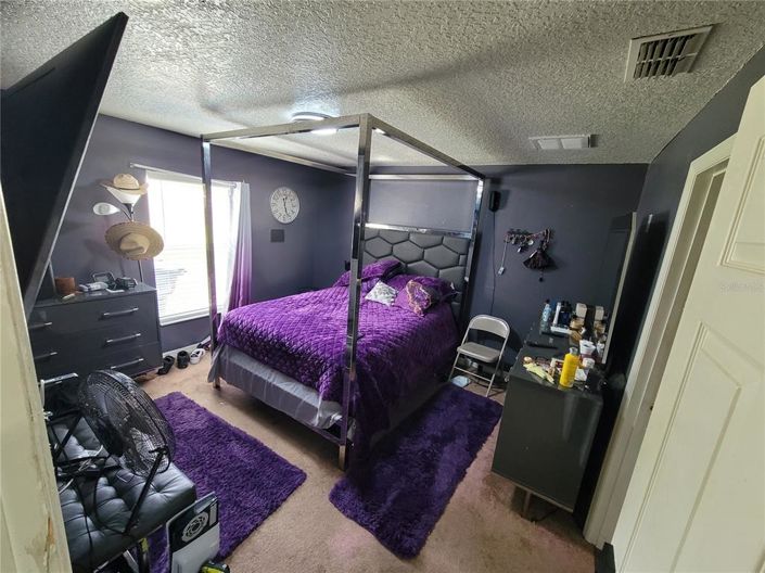 Image No.13-4 Bed House for sale