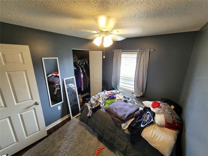 Image No.16-4 Bed House for sale