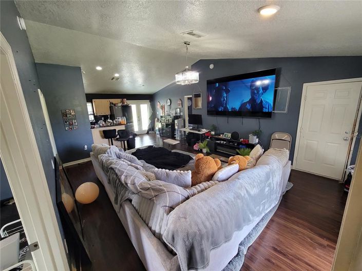 Image No.8-4 Bed House for sale