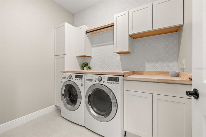 Image No.22-4 Bed House for sale