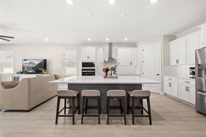 Image No.8-4 Bed House for sale