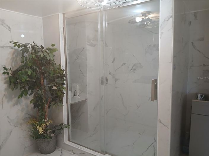 Image No.10-2 Bed House for sale