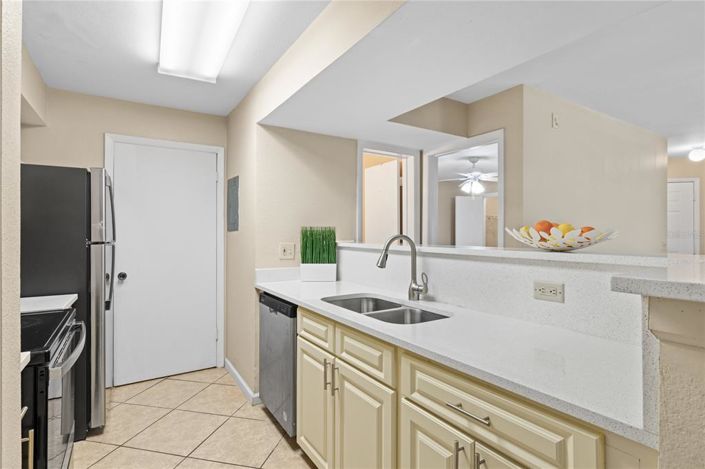 Image No.13-2 Bed Apartment for sale