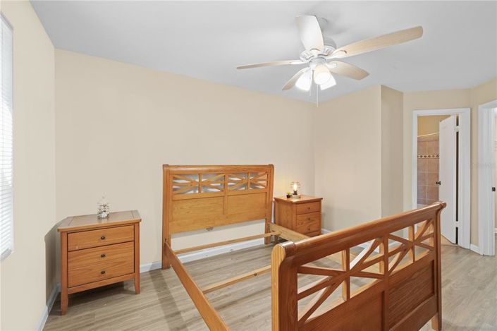 Image No.28-2 Bed Apartment for sale