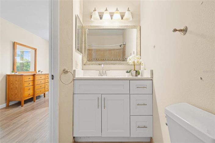 Image No.30-2 Bed Apartment for sale