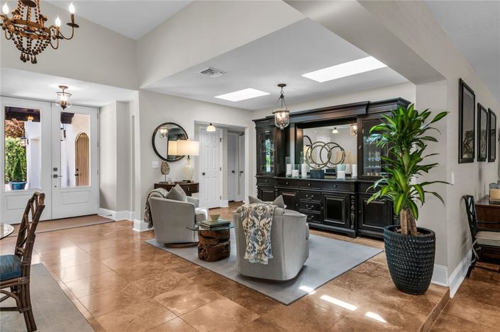 Image No.11-4 Bed House for sale