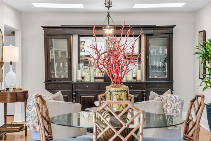 Image No.12-4 Bed House for sale