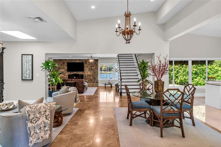 Image No.13-4 Bed House for sale