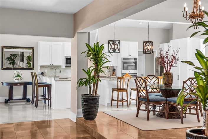 Image No.15-4 Bed House for sale