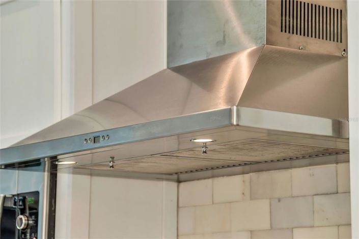 Image No.18-4 Bed House for sale