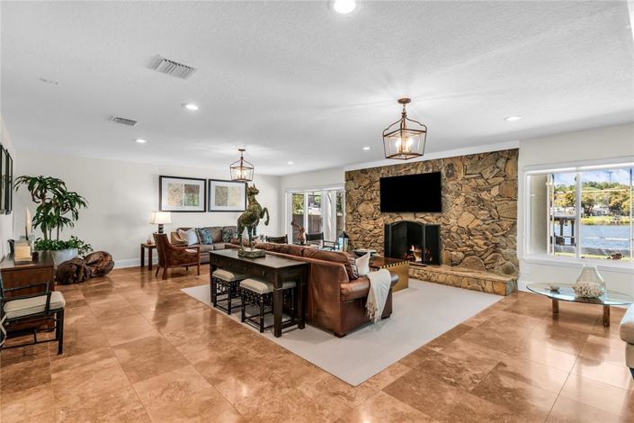 Image No.28-4 Bed House for sale