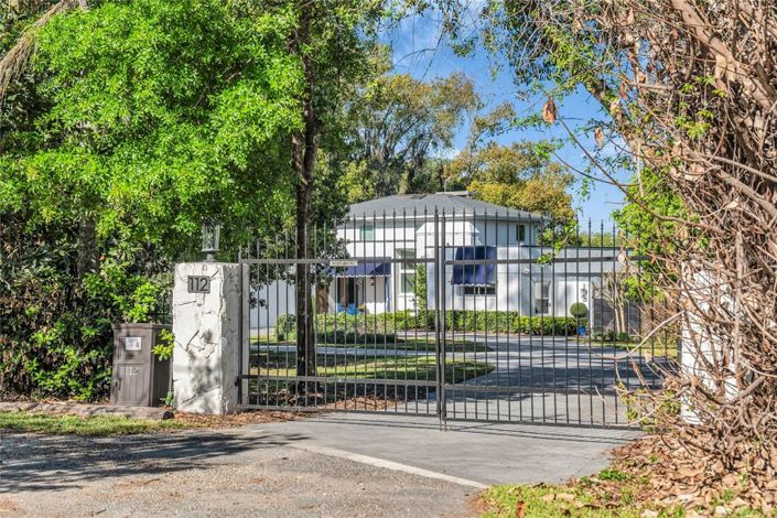 Image No.3-4 Bed House for sale