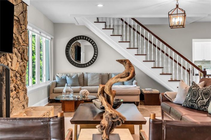 Image No.40-4 Bed House for sale