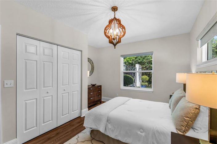 Image No.57-4 Bed House for sale