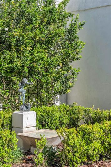 Image No.9-4 Bed House for sale