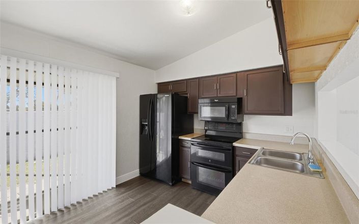 Image No.9-Maison de ville de 3 chambres à vendre à Saint John