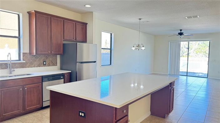 Image No.3-Maison de 5 chambres à vendre à Saint John