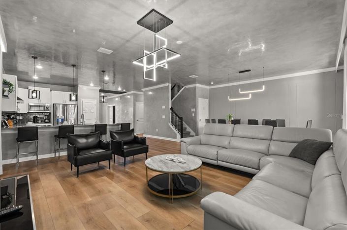 Image No.2-Maison de 8 chambres à vendre à Saint John