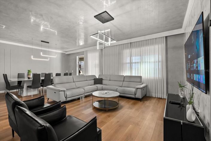 Image No.3-Maison de 8 chambres à vendre à Saint John