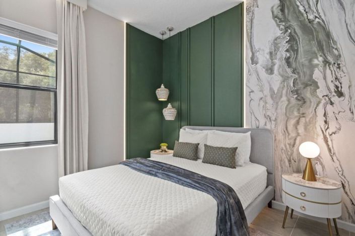 Image No.11-5 Bed Townhouse for sale