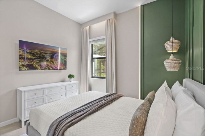 Image No.13-5 Bed Townhouse for sale