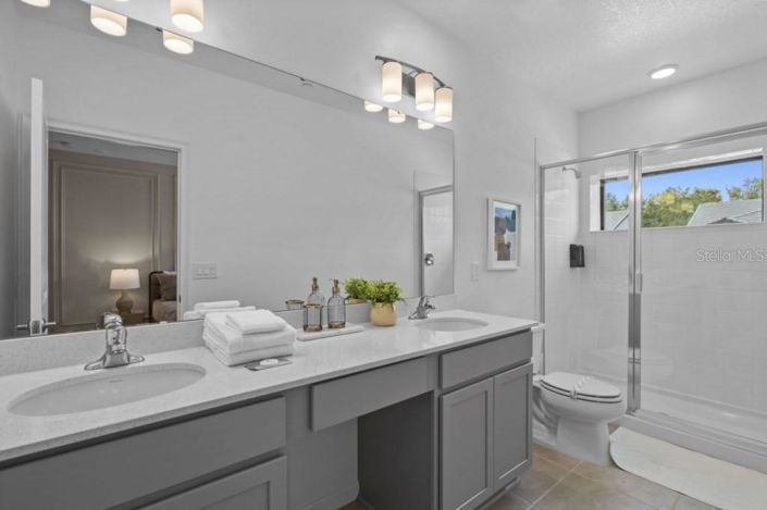 Image No.36-5 Bed Townhouse for sale