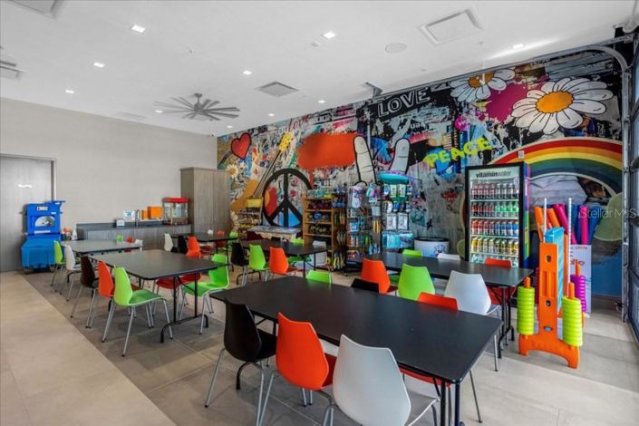 Image No.60-5 Bed Townhouse for sale