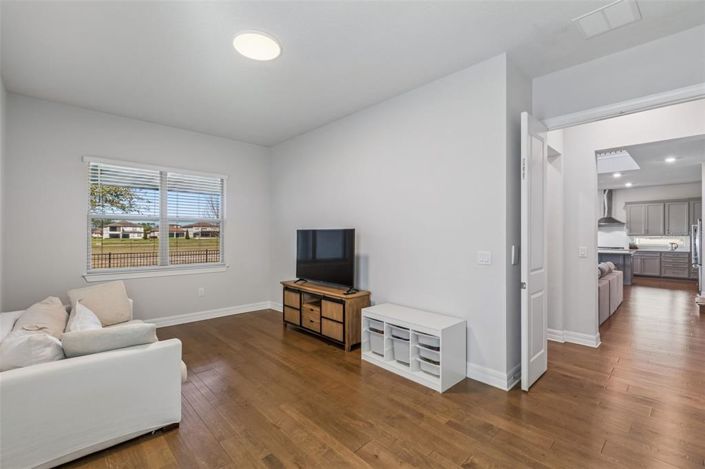 Image No.29-4 Bed House for sale