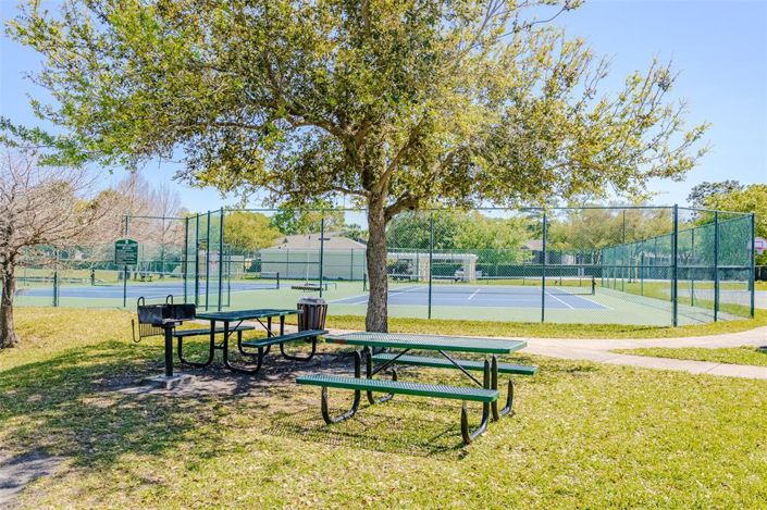 Image No.20-4 Bed Apartment for sale