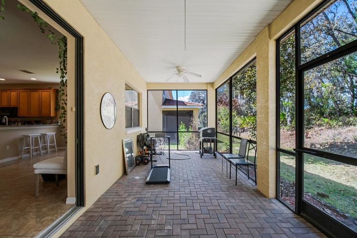 Image No.34-4 Bed Townhouse for sale