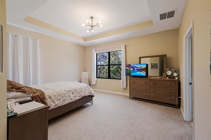 Image No.42-4 Bed Townhouse for sale