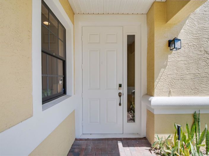 Image No.9-4 Bed Townhouse for sale