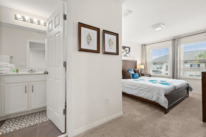 Image No.19-5 Bed Townhouse for sale