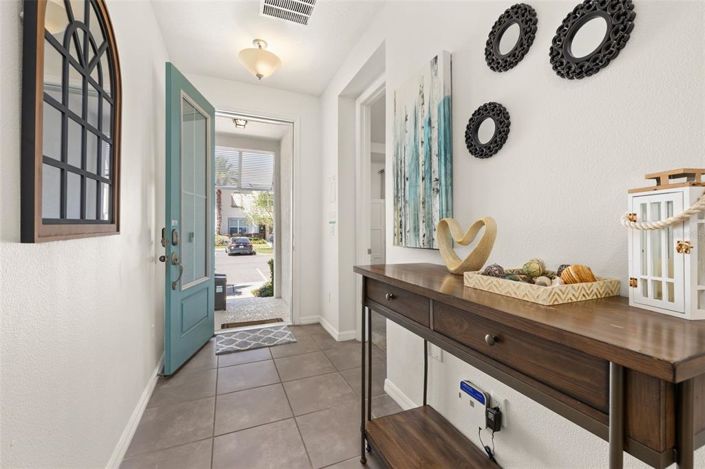 Image No.2-5 Bed Townhouse for sale