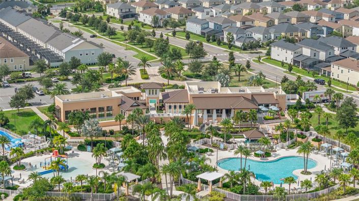 Image No.24-5 Bed Townhouse for sale