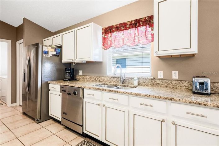 Image No.24-3 Bed House for sale