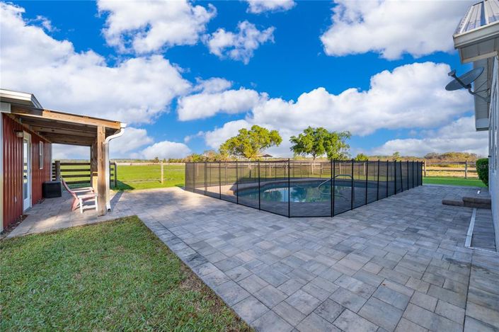 Image No.17-3 Bed House for sale