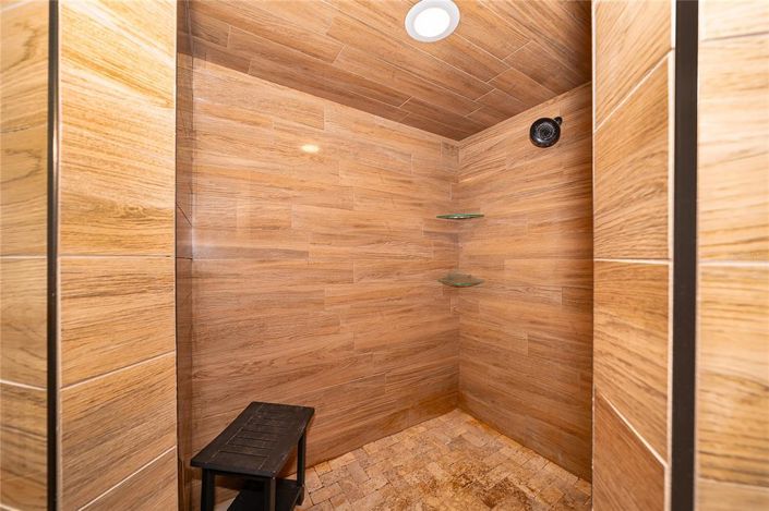 Image No.31-3 Bed House for sale