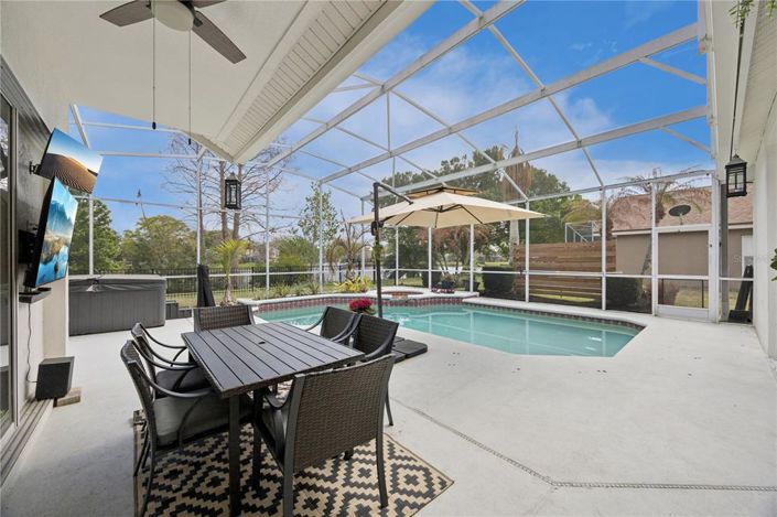 Image No.2-4 Bed House for sale