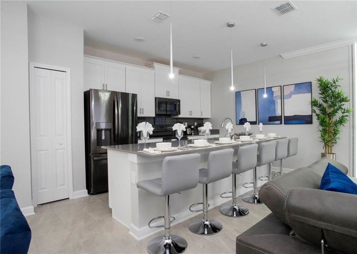 Image No.16-4 Bed Townhouse for sale