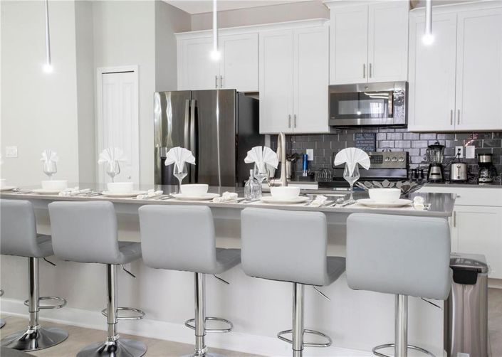 Image No.19-4 Bed Townhouse for sale